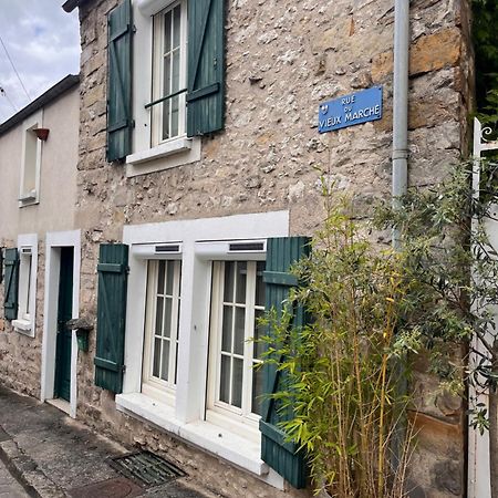 Charme Et Calme Au Coeur De Ville Moret-sur-Loing Dış mekan fotoğraf