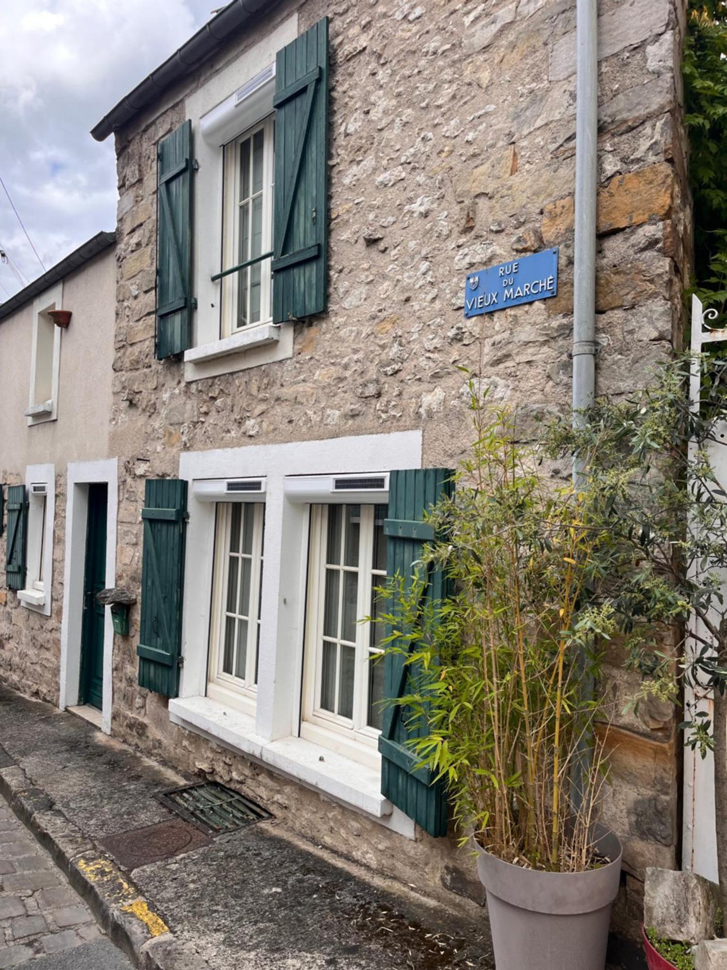 Charme Et Calme Au Coeur De Ville Moret-sur-Loing Dış mekan fotoğraf